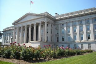 США ввели санкции против двух авиакомпаний из Украины