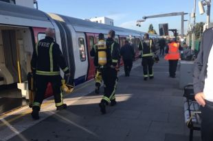 В метро Лондона произошел взрыв