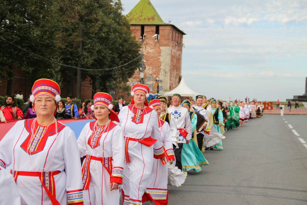 Население нижегородская. Парад дружбы народов Нижний Новгород. Народы Нижегородской области. Народности Нижегородской области. Фестиваль дружбы народов.