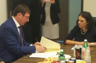 Луценко лично подписал подозрение нардепу Довгому
