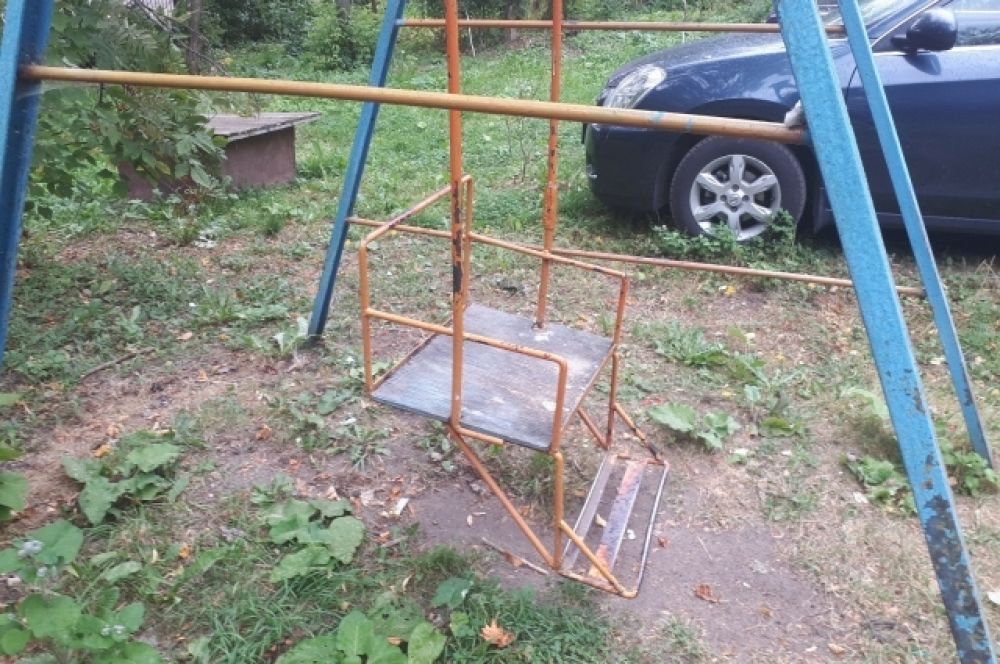 Детская площадка в Калязине