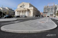 Изменения на Петровке в районе Театральной площади очевидны.