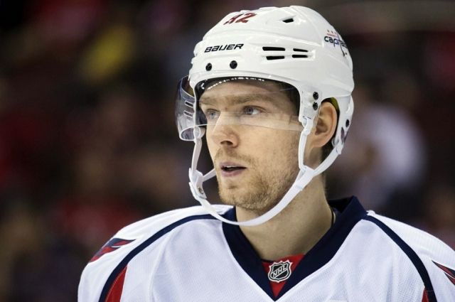 Евгений Кузнецов с 2014 года играет в НХЛ.