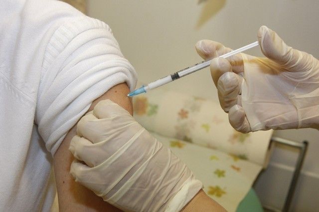 Минздрав зовет калининградцев сделать бесплатные прививки против гриппа.
