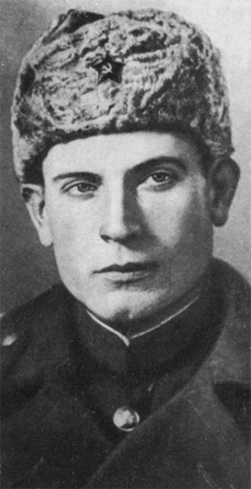 Командир и начальник боевого штаба «Молодой гвардии» Иван Туркенич.