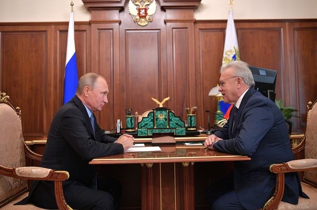 Владимир Путин провёл рабочую встречу с Александром Уссом.