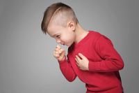 Когда стоит лечить кашель у ребенка
