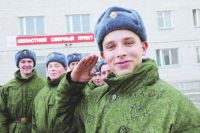 В армию отправится служить 2 326 жителей Омской области призывного возраста.