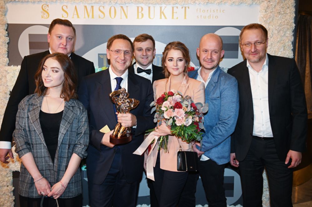 Актриса сериала «Молодежка» Юлия Маргулис.