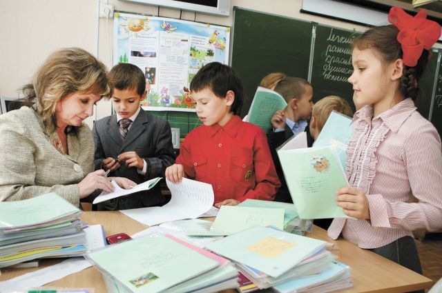 На Ямале дефицит учителей и воспитателей
