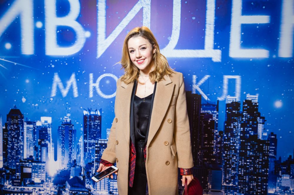 Юлианна Караулова.