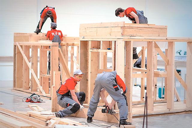 Студенты колледжей могут построить дом не только на соревнованиях.