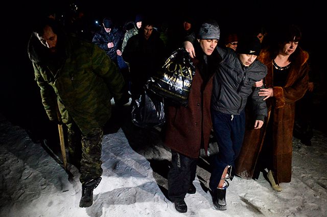Во время обмена пленными в феврале 2015 г. 52 ополченца ДНР и ЛНР были обменены на 139 украинских военнослужащих. Граждан России украинская сторона в список обмена не включает.