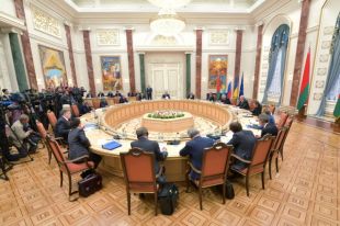 Минск: ТКГ близка к освобождению всех заложников на Донбассе