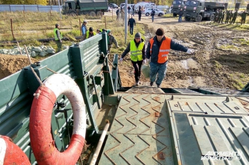 На ликвидации последствий в Зеленоградском районе работало более 80 человек.