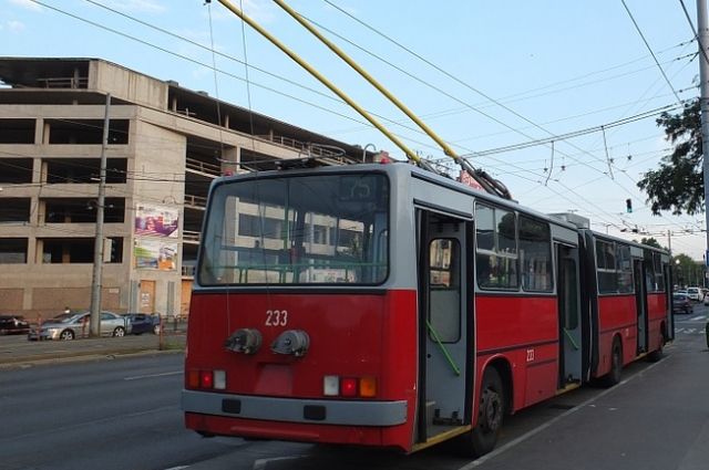 В Оренбурге поездка в троллейбусе может стать дороже на 4 рубля.
