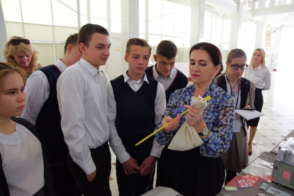 Горожанам рассказали, как хранятся деньги в банке. Оказывается, в специально упакованных мешках.