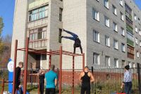Спортплощадка для занятий воркаутом в Барнауле