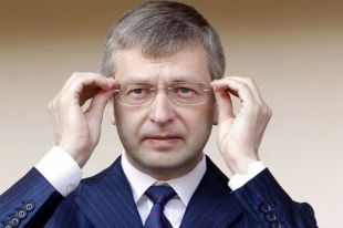 Дмитрий Рыболовлев.