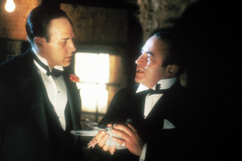 В криминальной драме Фрэнсиса Форда Копполы «Клуб Коттон» (1984) актёр сыграл гангстера Оуни Мэддена.