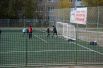 В школе № 136 лукойловцы обновили спортивный стадион.
