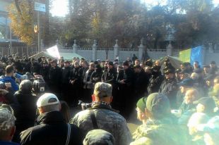 Батальон «Донбасс» отрицает участие своих бойцов в митинге под Радой