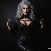 Российская певица и бывшая участница группы ВИА гра, Татьяна Котова примеряла очень сексуальный вамп-образ.