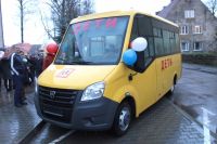 Школы поселков Знаменска и Борское получили новые автобусы. 