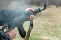 В Харькове ночью с автомата расстреляли автомобиль с водителем