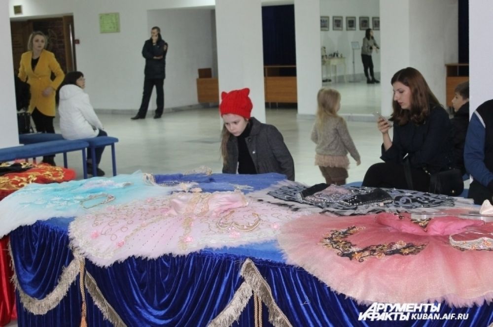 А это балетные пачки из фондов Музыкльного театра.