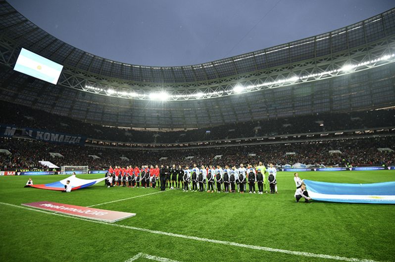 Товарищеский матч между сборными командами России и Аргентины на стадионе «Лужники».