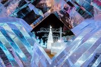 Лед Байкала можно будет увидеть в новогодние праздники на Поклонной горе в парке Победы в Москве.