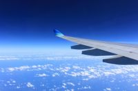 В Тюмени экстренно приземлился самолет: стюардессе на борту стало плохо