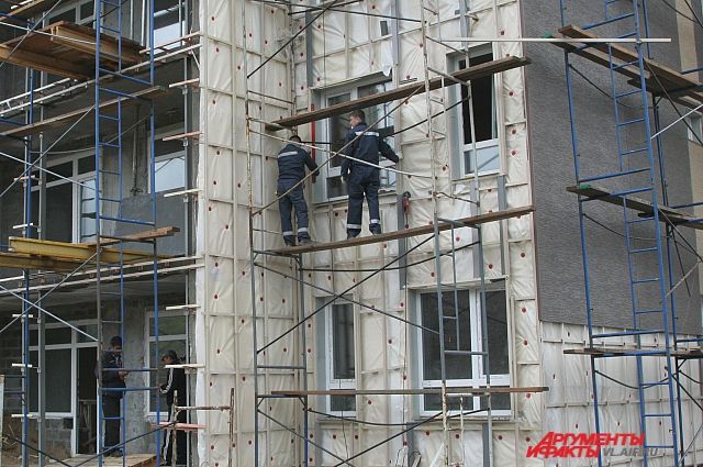 В Омске построят новое жильё для многодетных.