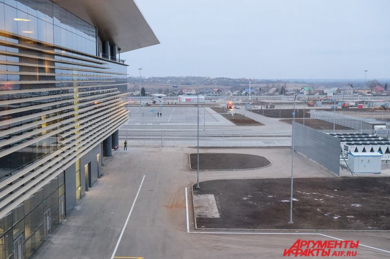 В ноябре этого года по результатам интернет голосования аэропорт назвали «Терминал Большое Савино». 