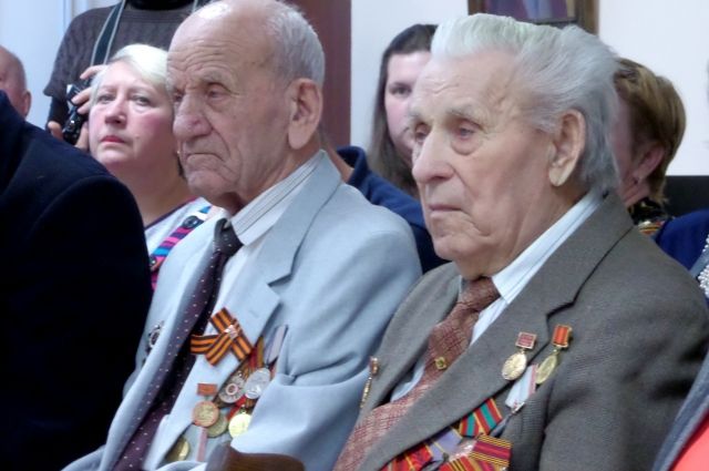На презентации присутствовали два фронтовика – 96-летний Николай Пожичкевич и 92-летний Иван Демаков.