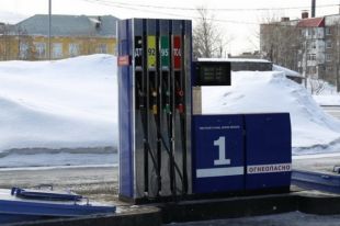 В Ухте цена на 95-й бензин возросла на 15 копеек.