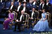 Шведская королевская семья на церемонии награждения Нобелевской премии 2017