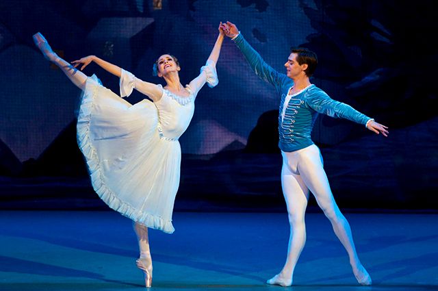 Алина Сомова и Владимир Шкляров в балете «Щелкунчик» в постановке Мариинского театра.