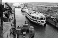 Первое шлюзование на канале Москва-Волга. 15 июля 1937 г.