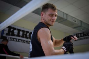 Украинец Беринчик нокаутом завоевал титул чемпиона WBO