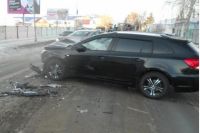 Лоб в лоб: в Бузулуке в ДТП с Toyota и Chevrolet пострадал мужчина.