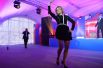 Официальный представитель российского МИД Мария Захарова исполняет танец «Калинка» в Сочи. 19 мая 2016 года.