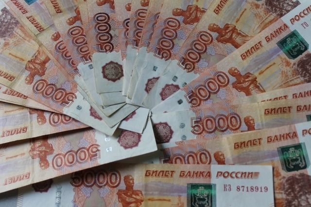 Под Тюменью мужчина перевел 275 тыс. рублей мошеннику
