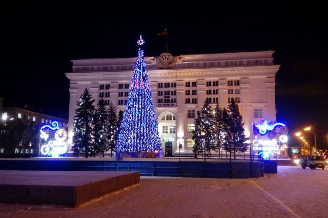 В новогоднюю ночь общественный порядок в Кузбассе будут охранять более 1 800 полицейских.