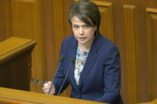 Учителям в Украине после Нового года повысят зарплаты – Гриневич