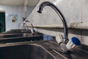 Нацкомиссия повысила цены на воду для водоканалов Львова, Харькова и Днепра