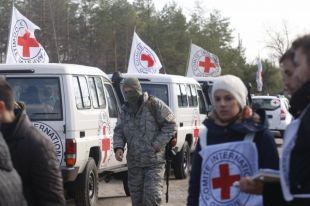 Киев пытается привлечь Красный Крест к поискам пропавших на Донбассе
