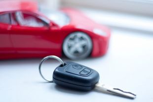 Полицейские Тазовского района получили авто за отличную службу