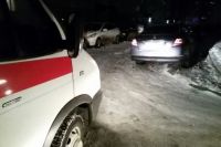 На Лесобазе автомобиль не пропустил автобус: трое пассажиров в больнице